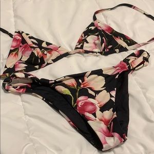 Frankies Bikini set